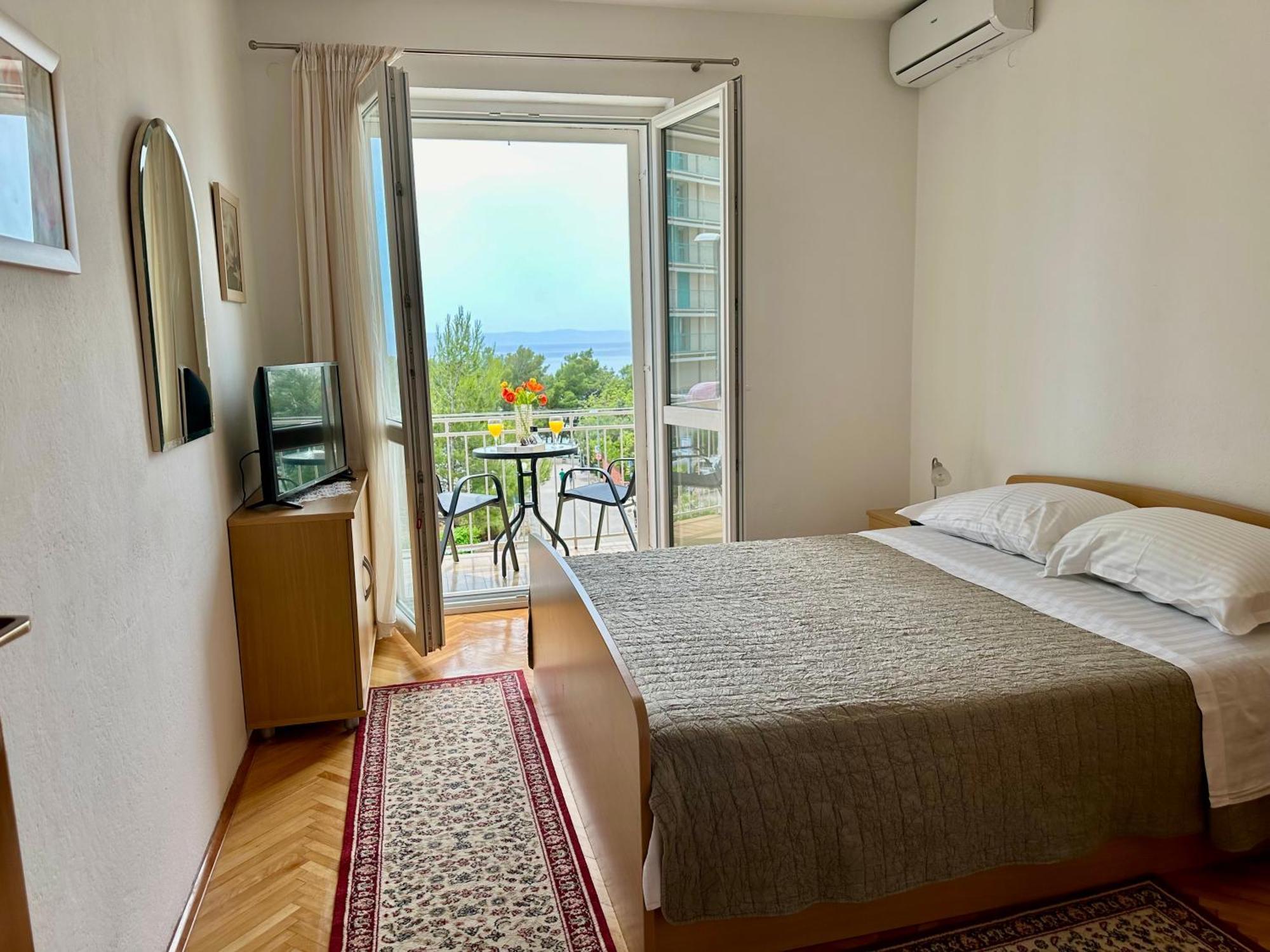 Spacious Family Apartment Near The Beach Makarska Luaran gambar