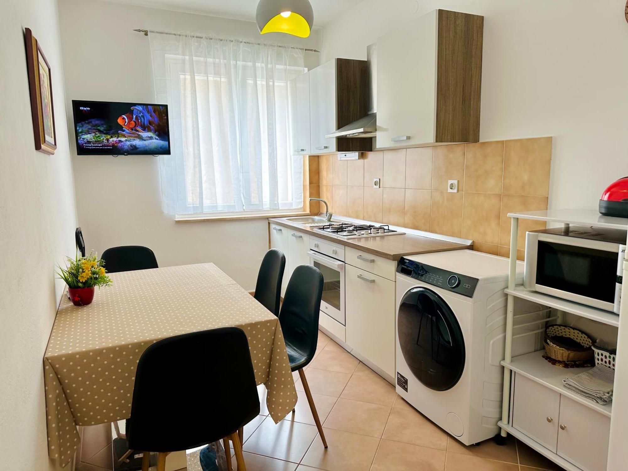 Spacious Family Apartment Near The Beach Makarska Luaran gambar