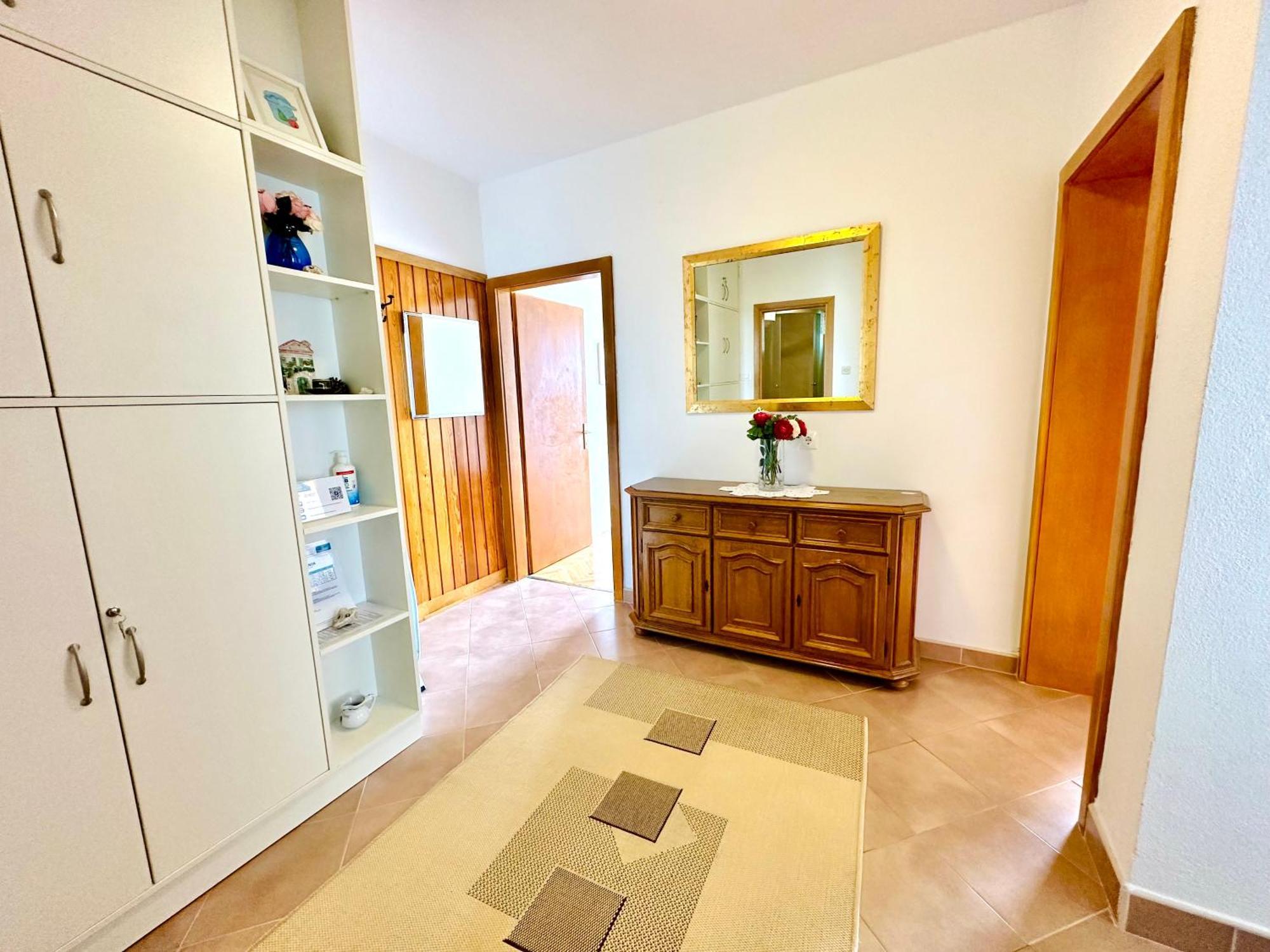Spacious Family Apartment Near The Beach Makarska Luaran gambar