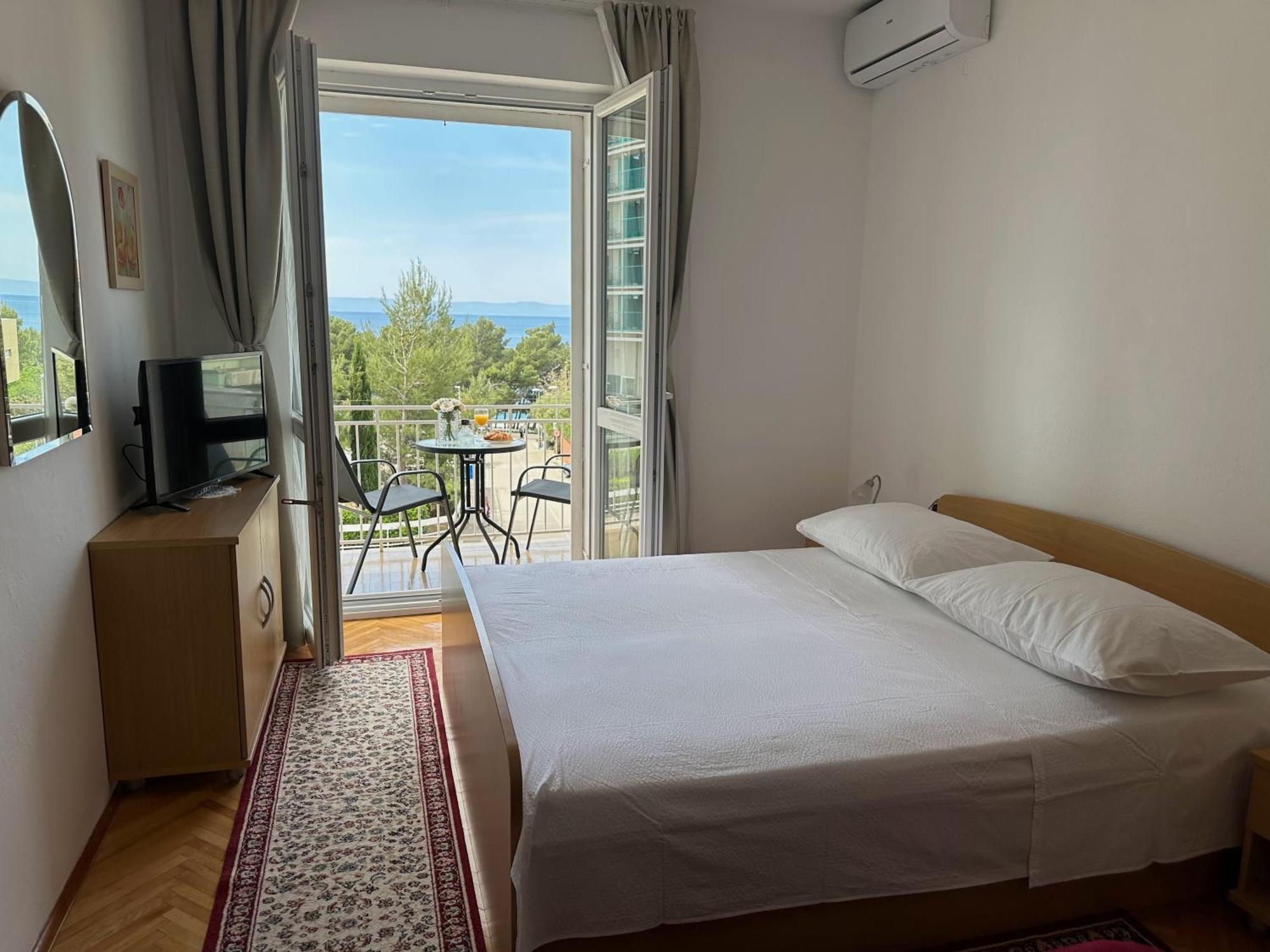 Spacious Family Apartment Near The Beach Makarska Luaran gambar